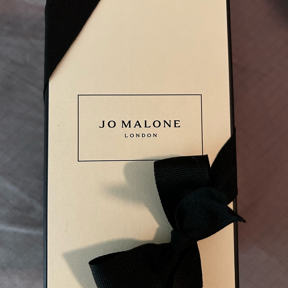 Jo Malone Dark Amber and Ginger Lily in box (100mls)